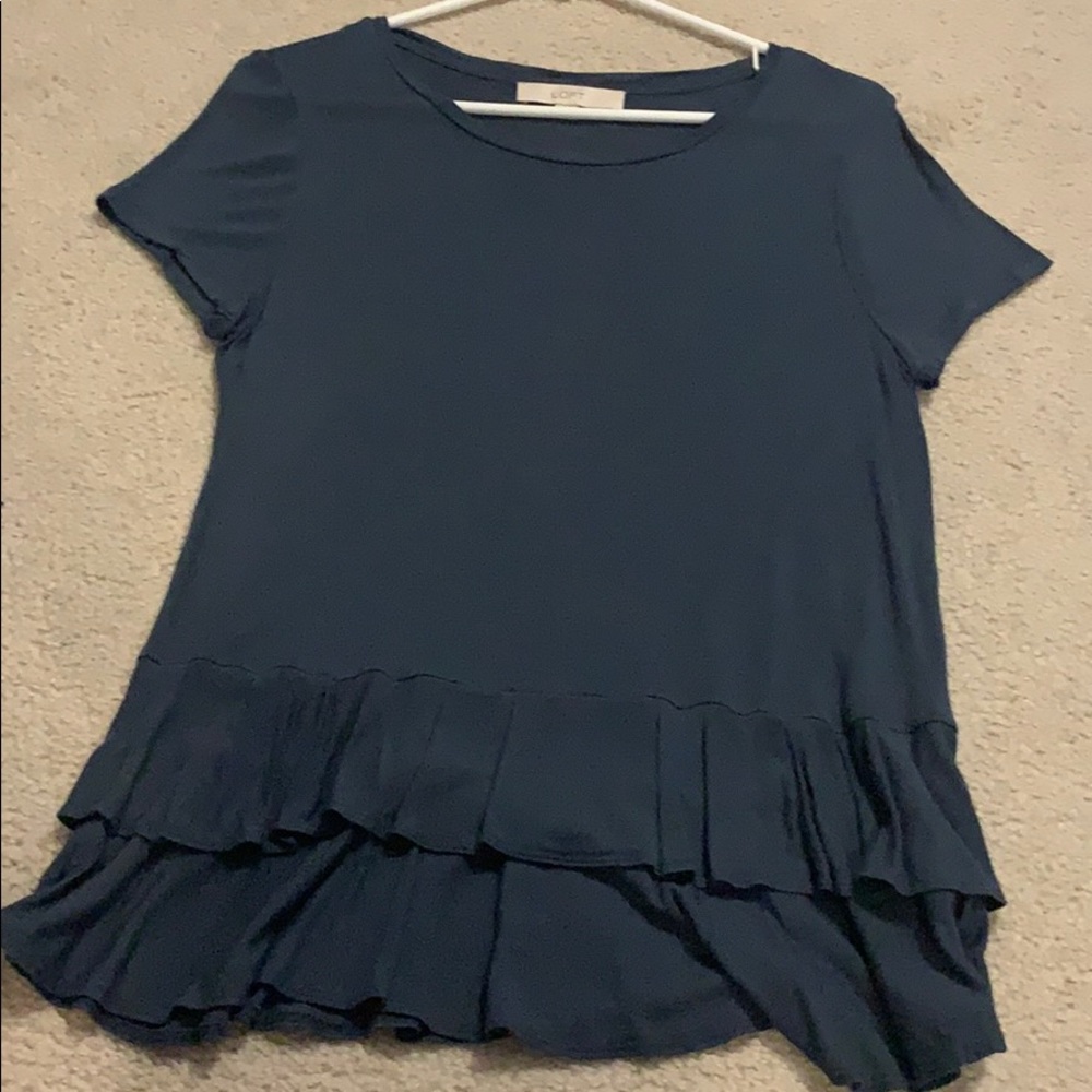 Dark blue short sleeve flowy